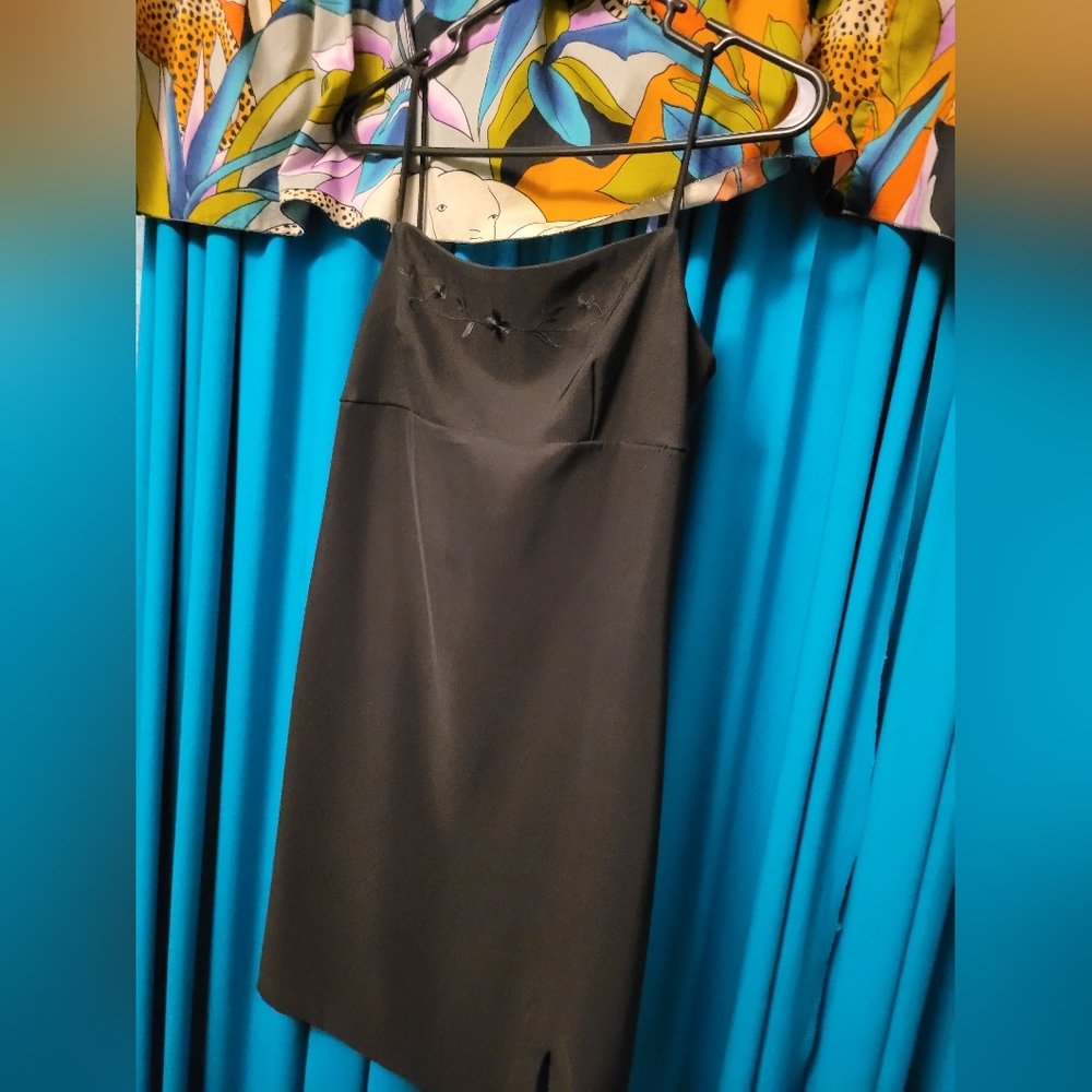 Dress - Picture 16 of 16